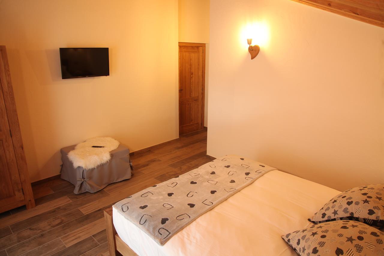 Mi Casa Tu Casa Bed & Breakfast Брусон Екстериор снимка
